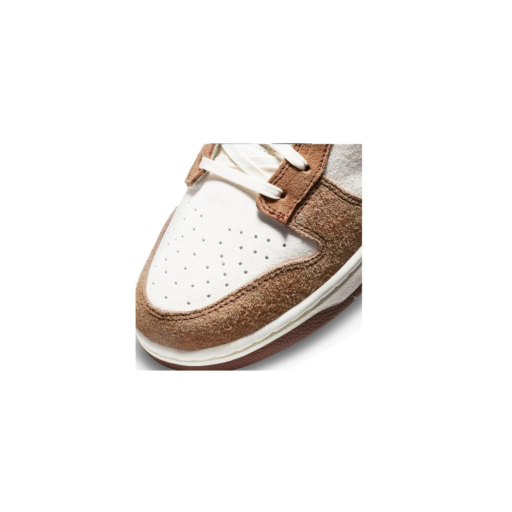 Nike Dunk Medium Curry